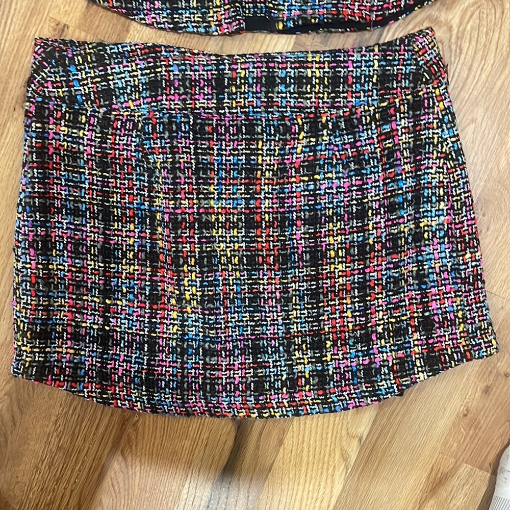 Multi Color Tweed Set - Picture 6 of 8